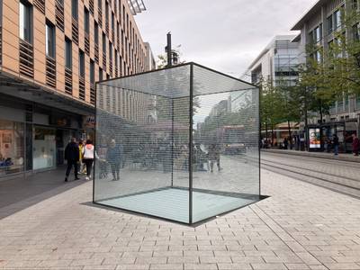 Kubus in den Planken