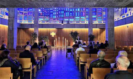 Innenaufnahme der Trauerhalle Hauptfriedhof Mannheim